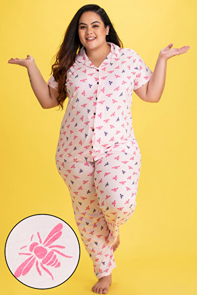 Clovia طقم قميص بيجاما بأزرار وطبعة ذبابة باللون الوردي الفاتح - قطن غني