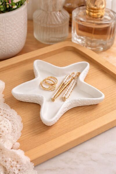 Akanart Studio Decorative Plate with Starfish Design