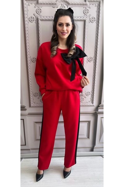 OnlyForYou Women's tracksuit made of elastic viscose, with applied bow