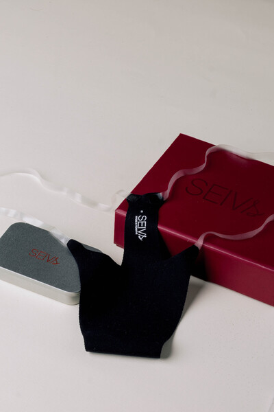 seivs String Seamless Non-Marking Laser Cut Non-Slip Thong