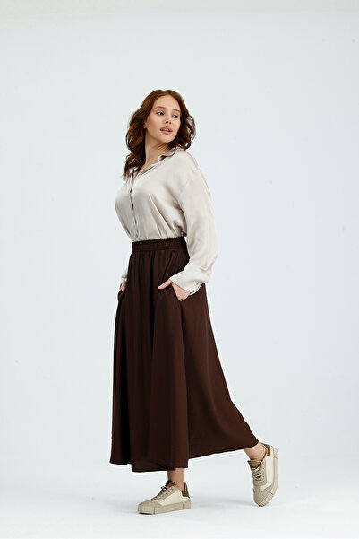 VOICTEC Women's Elastic Waist Strawberry Fabric Skirt with Pockets (Size 38/4...