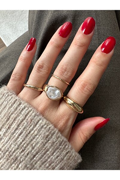 ringbox Set of 4 White Stone Rings