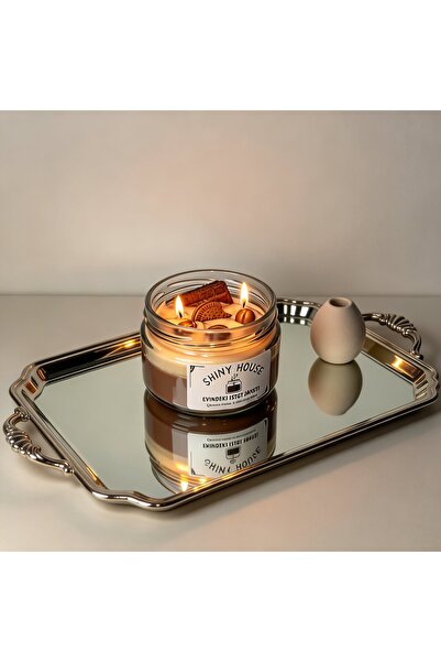 Shiny House Official El Yapımı Doğal Soya Mum - Çikolata Kokulu & Çikolata Dekorlu