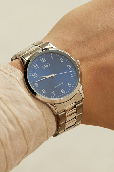 Q&Q ساعة يد رجالية من ريلثور |   حافظة معدنية فضية اللون وسلك معدني |   قرص أ...