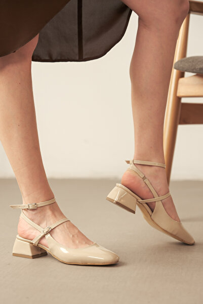 guijarro Women's Patent Leather Open Back Square Toe Double Strap Short Heele...