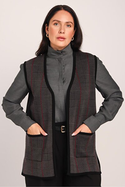 Uludağ Triko Kadın Füme Siyah Cepli V Yaka Ekose Triko Anne Yelek