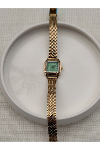 Betüştakıevi Gold Women's Wristwatch – Green Dial & Roman Numeral Design