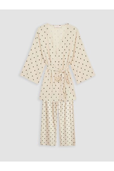 LC Waikiki Shawl Collar Patterned Maternity Pajama Set