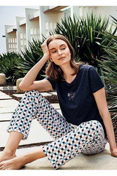 Arnetta Women'S, Modal, (with Socks as a Gift), Pajama Set