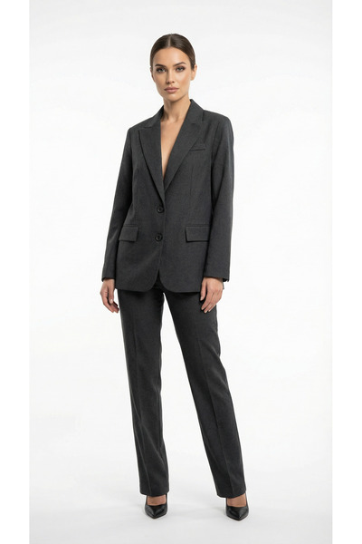 İdilSivriCo Arkası Yırtmaçlı Blazer Ceket