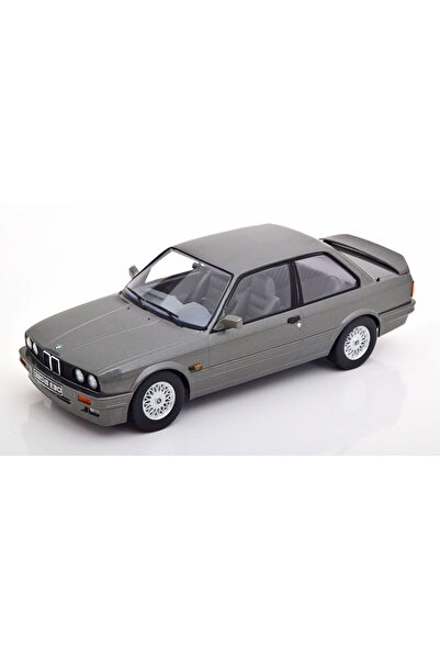 KK Scale Macheta auto BMW 320iS E30 Italo M3 1989 1:18 KK-Scale