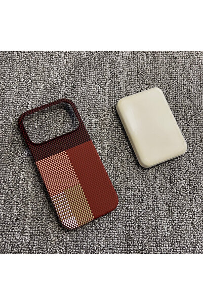 Choice33 غلاف هاتف آيفون 17 برو ماكس أحمر اللون جلد ملمس ألياف الكربون، مزود ...