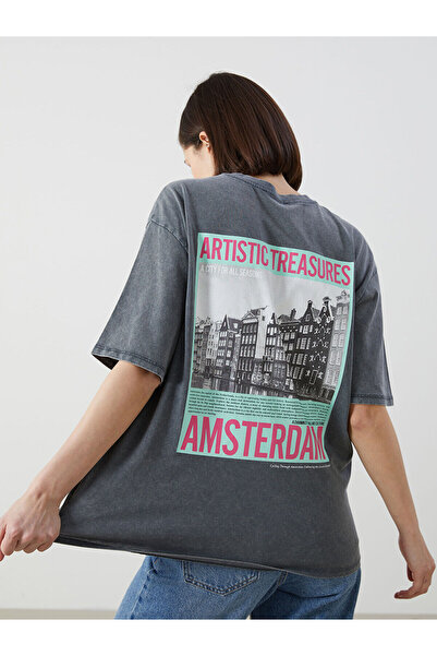 LC Waikiki Γυναικείο μπλουζάκι με λαιμόκοψη Amsterdam με στάμπα Oversize