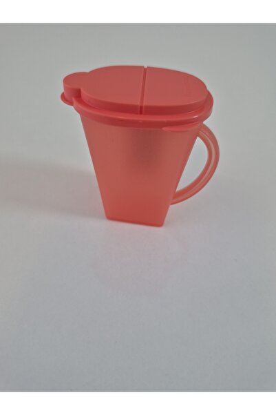 Tupperware Magnetic Jug