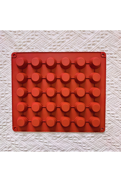 Choice قالب سيليكون أحمر طوبي اللون، مثالي لصنع المافن والكب كيك، قالب كوكيز ...