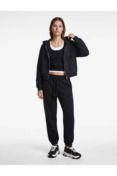Koton Comfortable Fit Jogger Sweatpants with Lace-Up Waist and Pockets