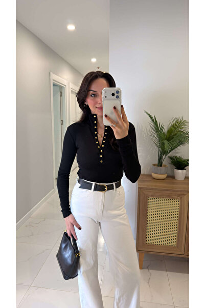 BİRCANÇİL Holla Black Blouse with Snap Detail
