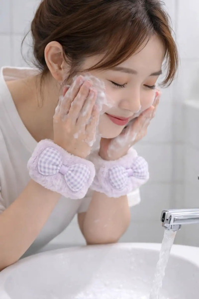 Vitastyle Water Absorbent Towel Bracelet with Bow Figure/Face Washing Armband...
