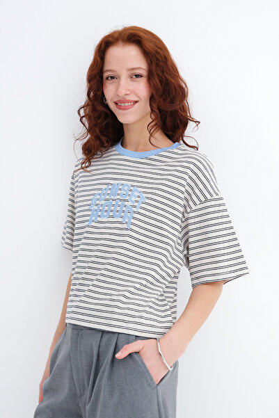 Addax Striped Embroidered T-Shirt P10519