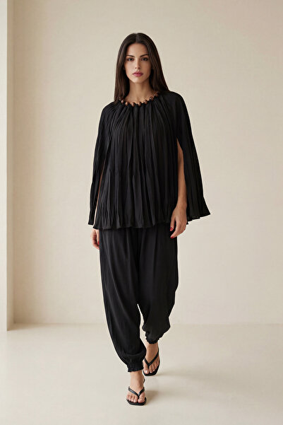 Setre Black Halter Neck Blouse with Accessories and Sleeve Detail, Flowy Comf...