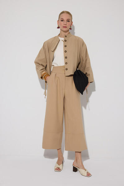 Touché Privé Pantaloni cu talie înaltă și pliuri