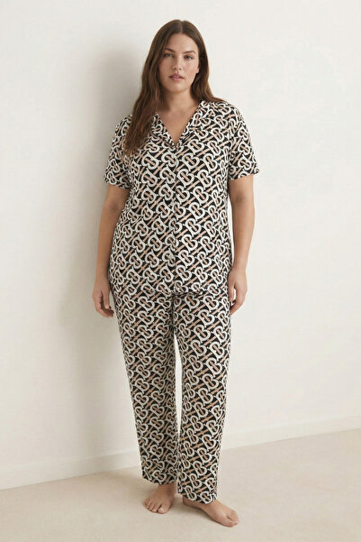 şuranur Milan Fabric Short Sleeve Button Pajama Set