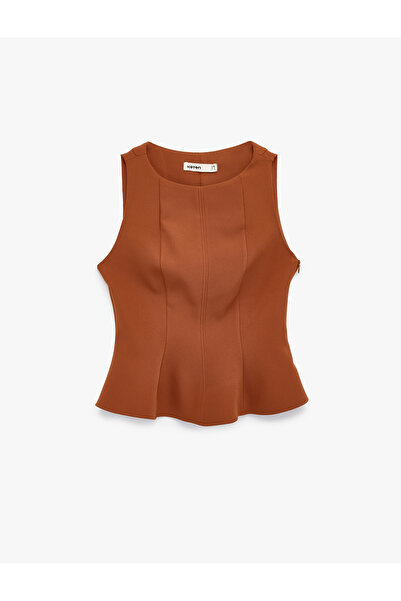 Koton تيشيرتات نسائية بدون أكمام بلون الطين