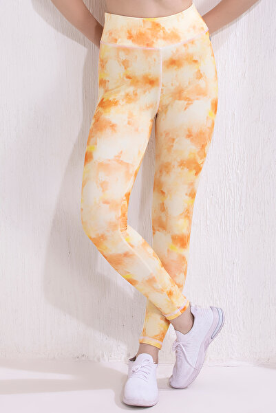 Clovia Snug Fit Active Ankle-Length Tie-Dye Tights in Yellow
