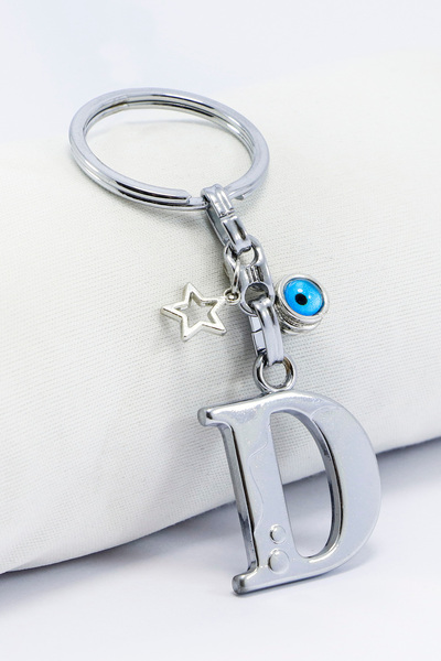 biuti Ασημί χρώματος μεταλλικό μπρελόκ με γράμμα D και χάντρες με αστέρια και...
