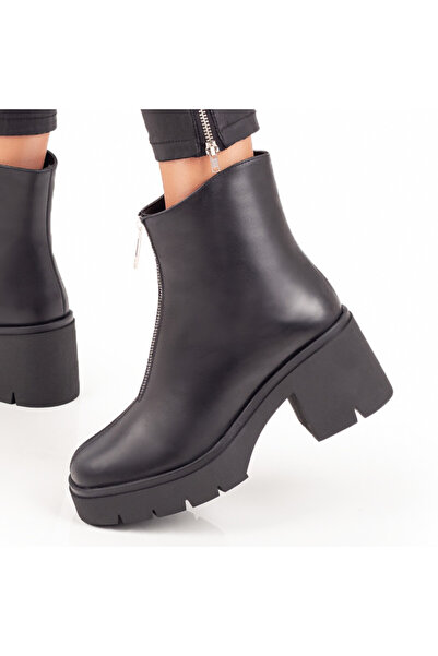 Modlet.ro Women's black leather boots with decorative zipper MOD07287