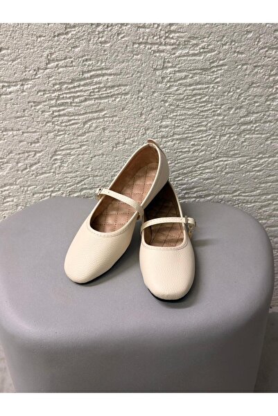 Beyond Women's Beige Buckle Leather Ballerinas 1cm Byndvb01