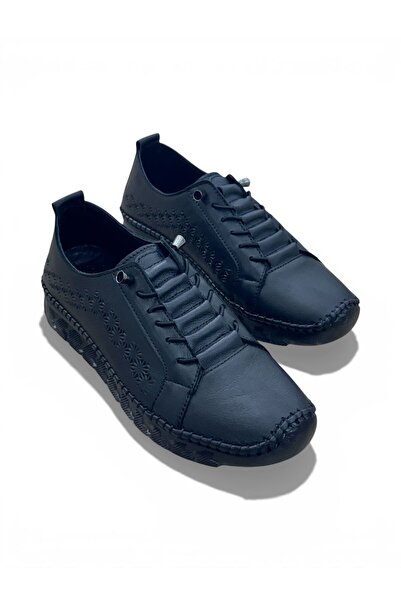 PATRON SHOES حذاء كاجوال من الجلد الطبيعي مع أربطة مطاطية