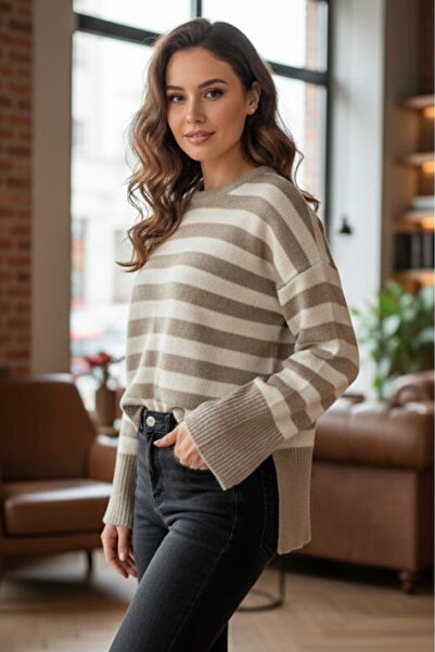 Sea Style Women's Black and White Striped Knit Sweater – Crew Neck, Oversize