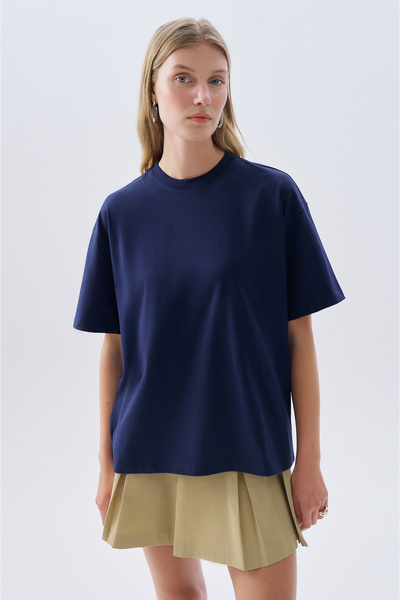 Mudo Low-Sleeve Oversize Crewneck T-Shirt