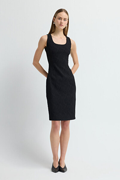 adL Siyah Kare Yaka Elbise