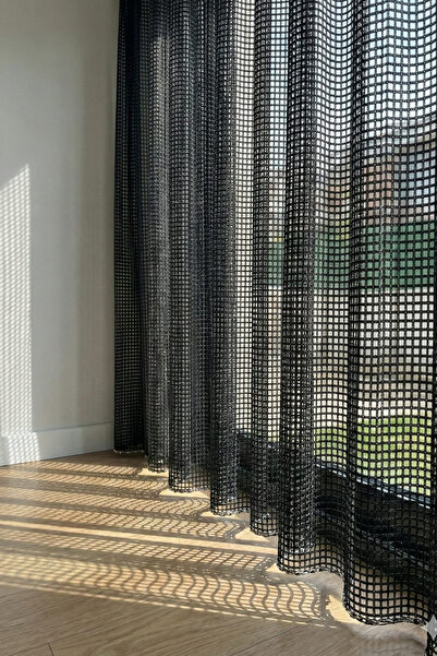 Belvedere Heavy Weight Thick Mesh 1X3 Dense Pleat