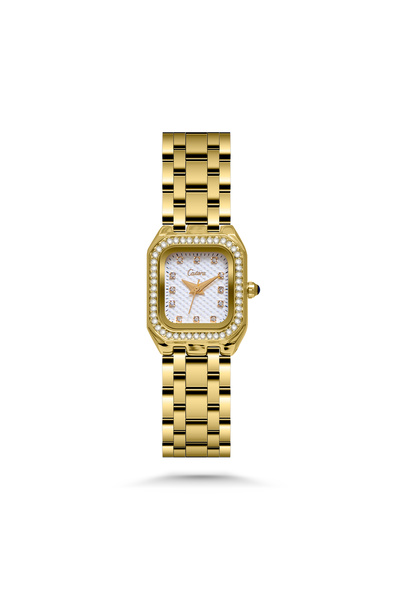 catera A watch with a striking touch of luxury in gold dial
