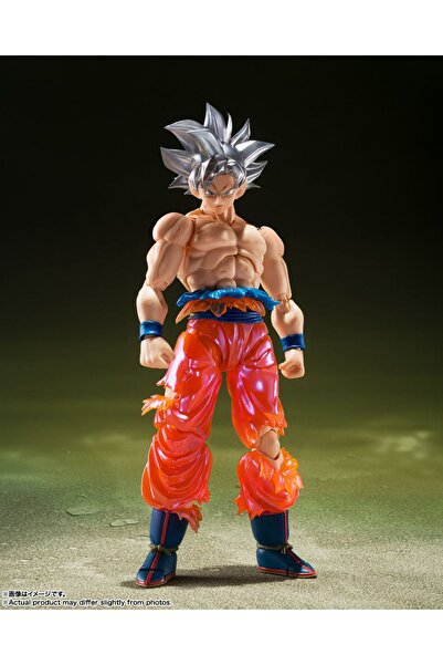BANDAI S.H.Figuarts SON GOKU ULTRA INSTINCT -LIMITS SUPER SURPASSED!-Shf Anim...