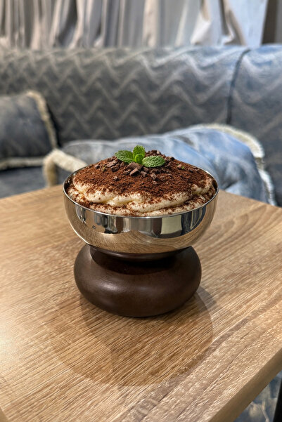 Palaces Steel bowl with a wooden base