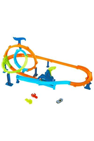 HOT WHEELS Akrobasi Pistleri, Dolambaçlı Hız Pisti Seti ve Metal Araba JHK73