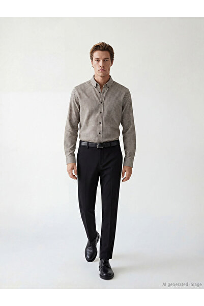 LC Waikiki Rmz Gi̇yi̇m Farkiyla Standard Fit Checkered Embroidered Dobby Men'...