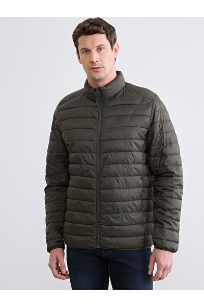 LC Waikiki Lcw eco khaki standard fit stand collar men's puffer jacket