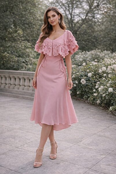 Viola2026 A soft pink dress with a sophisticated, feminine design, featuring ...