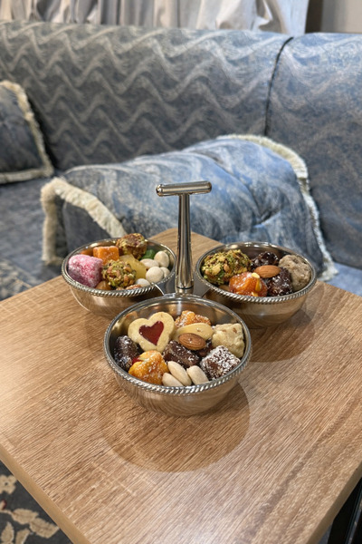 Palaces Silver nickel nut carrier