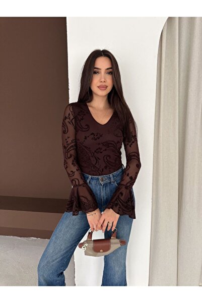 Mouillé V Yaka İçi Astarlı İspanyol Kol Dantel Desenli Transparan Bluz