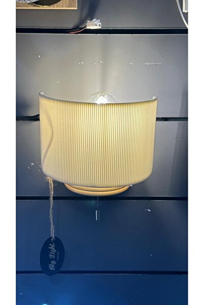 Avize Ahşap Gövdeli Kumaş Şapkalı Duvar Apliği – İpli Anahtarlı