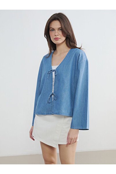 LC Waikiki Μπλούζα τζιν με λεπτομέρεια δέσιμο στο λαιμό σε σχήμα V