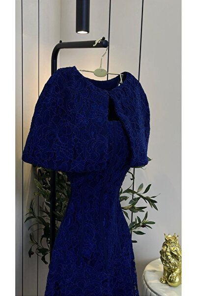 BN8 Navy dress
