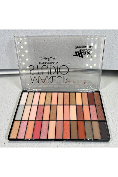 max elegance Complete Studio Eyeshadow and Highlighter Set