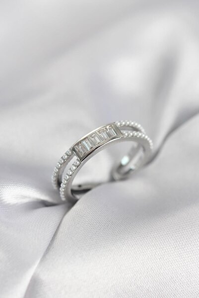 Inure Jewelry خاتم نسائي من حجر الزركون والفضة اللؤلؤية باللون الفضي